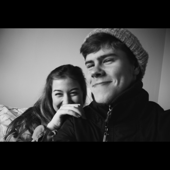 Meet your Posher, N - Picture 1 of 1